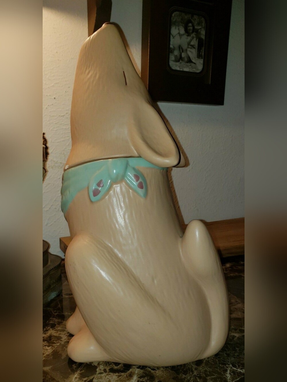 Vintage 1990's Howling Coyote Cookie Jar